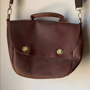 Jesslyn Blake Crossbody Saddle Bag